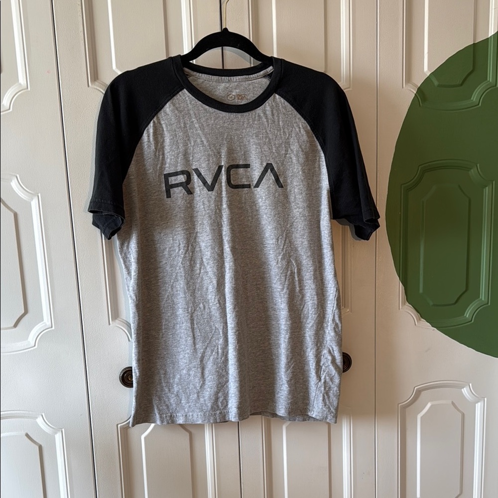 RVCA Men's Gray and Black Raglan T-Shirt